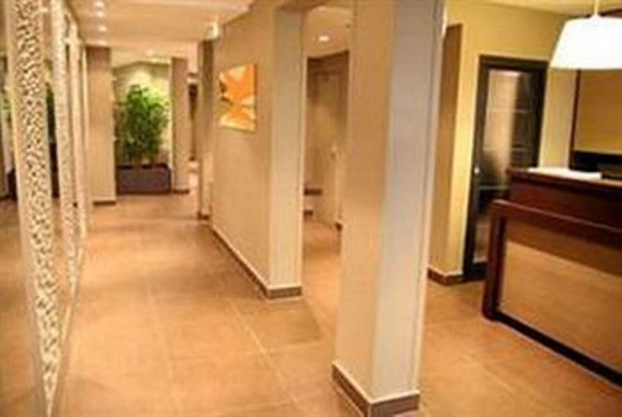 Best Western Le Montmartre - Saint Pierre París Exterior foto